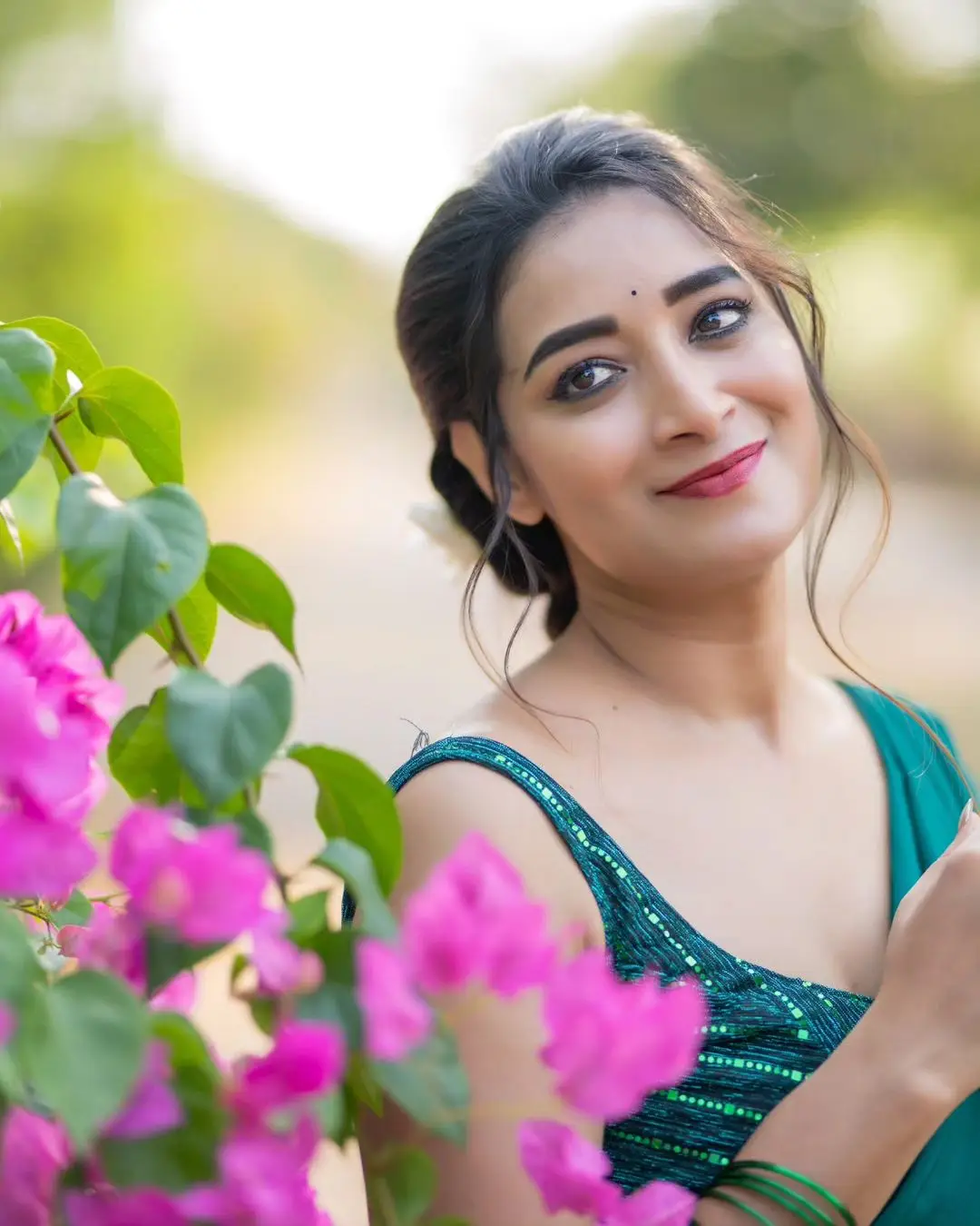 ETV Actress Bhanu Sri in Beautiful Green Saree Sleeveless Blouse